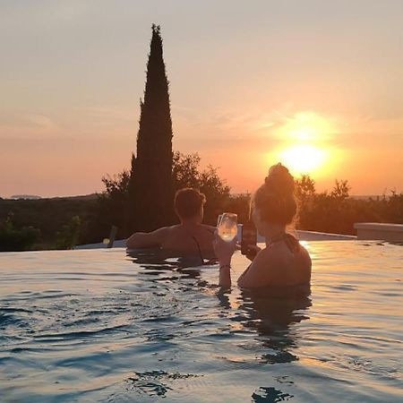 Collis Winery - Family & Friends - Mobilhome Rovinj Exterior photo