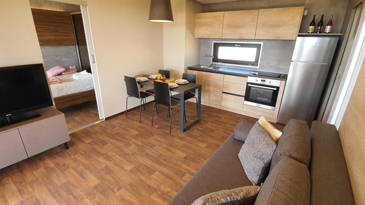 Collis Winery - Family & Friends - Mobilhome Rovinj Exterior photo