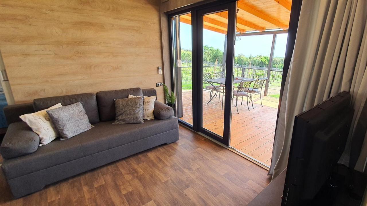 Collis Winery - Family & Friends - Mobilhome Rovinj Exterior photo